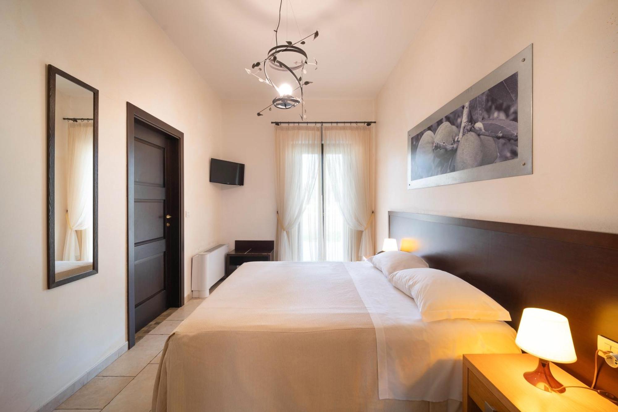 Agriturismo Tenuta Chianchizza Монополи Номер фото